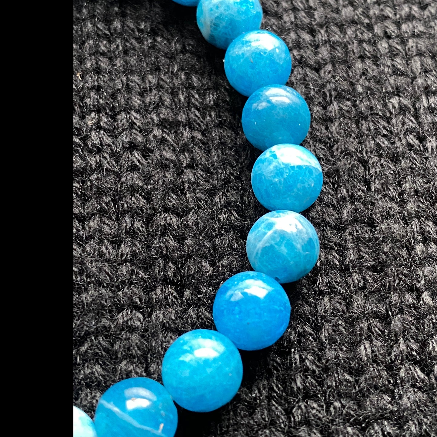 Blue Apatite (glossy finish) Crystal Bracelet (8 mm)